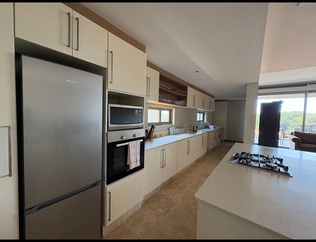 3 BEDROOM CLUSTER FOR SALE IN ZIMBALI ESTATE